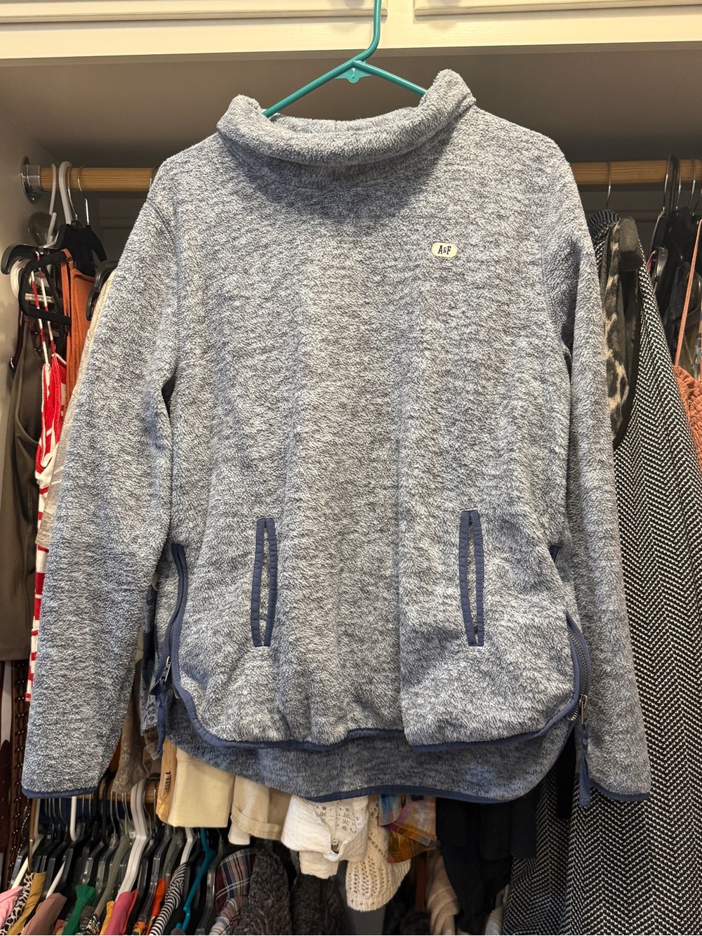 Abercrombie & Fitch Heathered Blue Funnel Neck Pullover